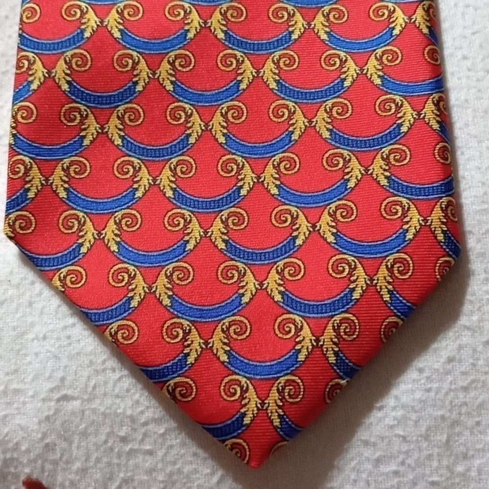 Tom James men's tie